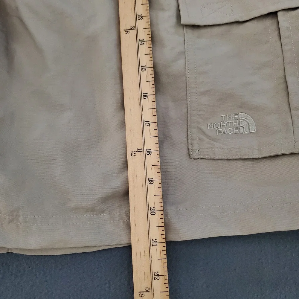The North Face Mens XL Tan‎ Nylon Cargo Shorts Belted Hiking Utility Outdoor